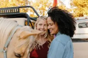 Intelligent Insights: Navigating the Path to Falling in Love Thoughtfully